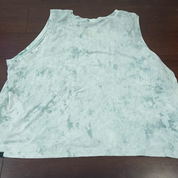 lululemon perforated tie dye Muscle Tee - Picture 1 of 5